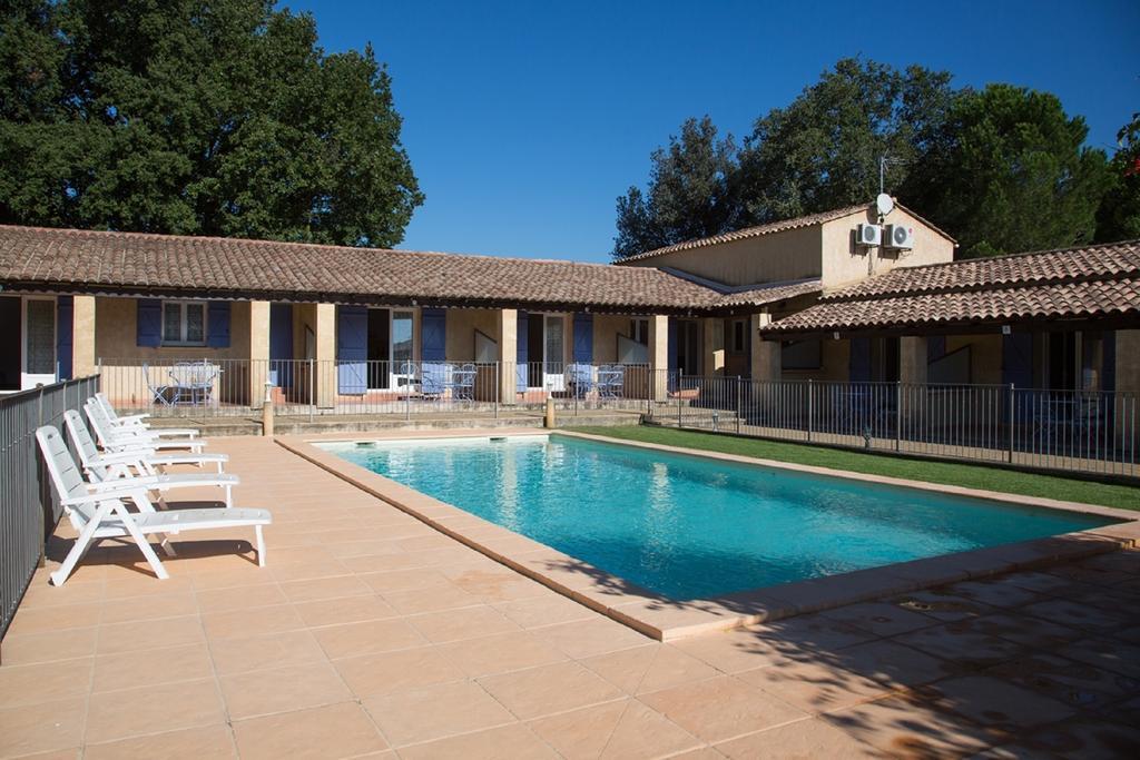 Appartements " Le Clos De La Cerisaie" Castillon-du-Gard Exterior photo